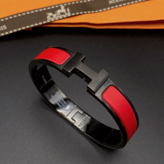 ¡®AuraJewelry¡¯CLIC HM SO BLACK RED BRACELET